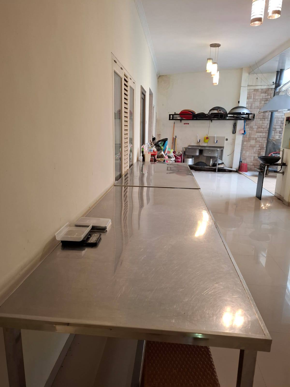 Area persiapan bahan